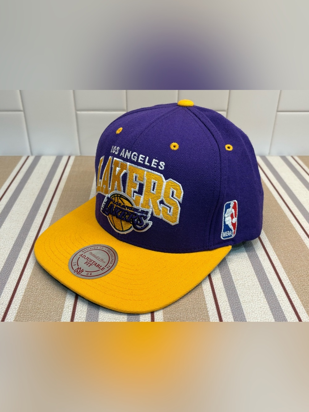 Mitchell & Ness LA Lakers Hat Hardwood Classics NBA Purple Yellow Snapback Cap